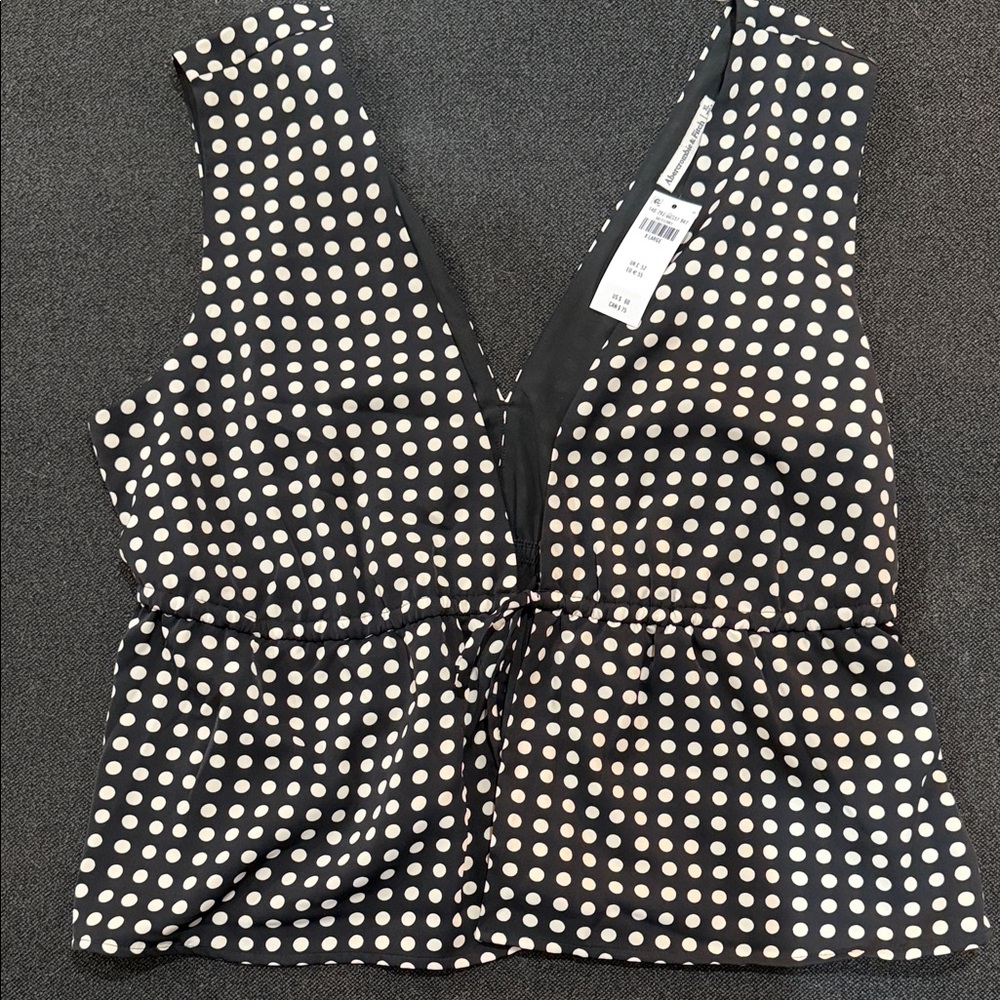 Abercrombie & Fitch Black and White Polka Dot Top
